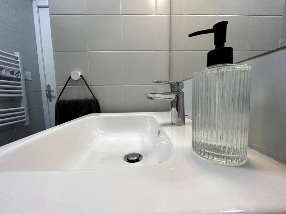 Logement Neuf - Proximite Centre Bourges Eksteriør billede